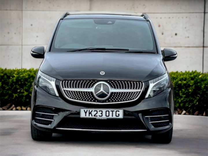 Luxurious Chauffeur Service In London Service Orientated